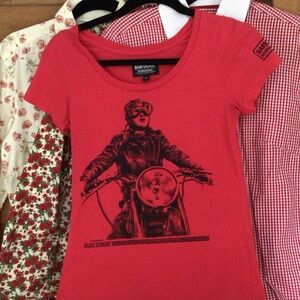 Barbour Womens Cotton and Elastane Red Biker Graphic Fitted Tee XS/6
